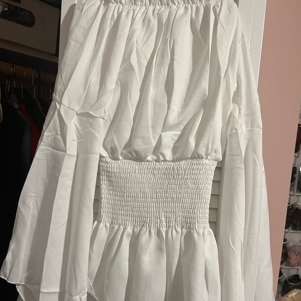 White Flowy Ren Fest Top NWOT